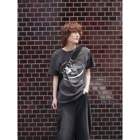 imperfect balance T-shirt【faded black】