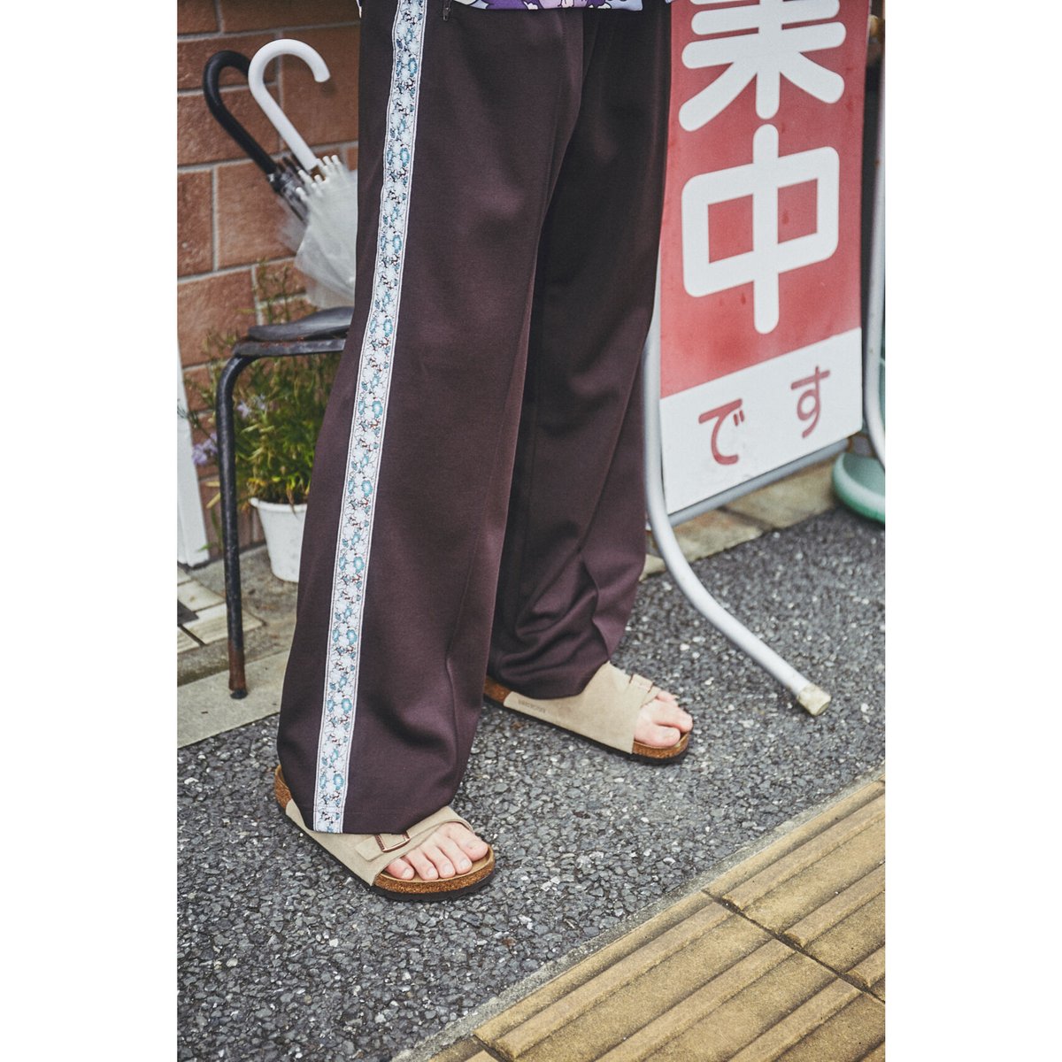 flower design track pants【brown】 | GIDEAL.