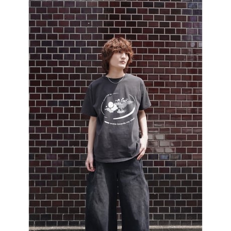 imperfect balance T-shirt【faded black】