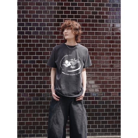 imperfect balance T-shirt【faded black】