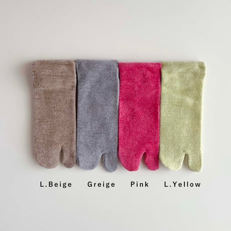 2e CHESTS×MARCOMONDE_MOLE FUR TABI socks (L.Beige,Greige)