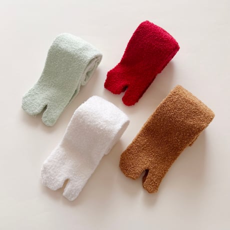 2e CHESTS×MARCOMONDE_MOLE FUR TABI socks (White,Mint Green,L.Brown,Red)
