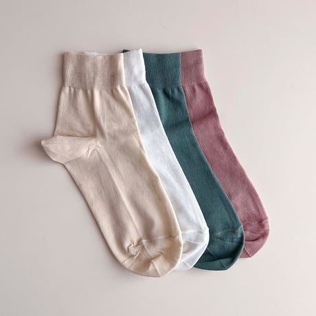 2e CHESTS×MARCOMONDE_BASIC SHORT socks (Green,Pink,L.Beige,White)