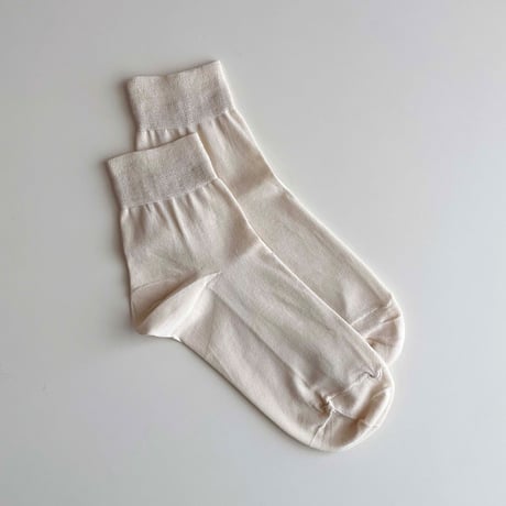 2e CHESTS×MARCOMONDE_BASIC SHORT socks (Green,Pink,L.Beige,White)