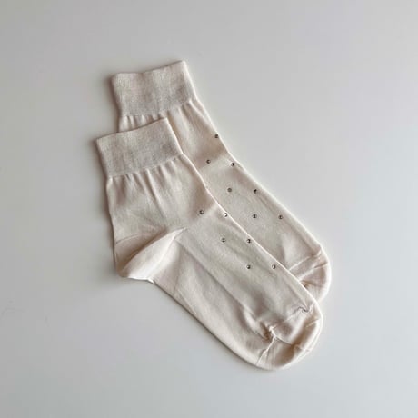 2e CHESTS×MARCOMONDE_STONE SHORT socks (Green,Pink,White)