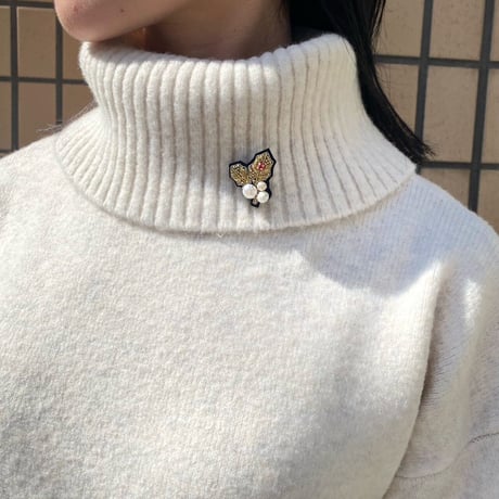 クリスマスプチブローチ　ヒイラギ