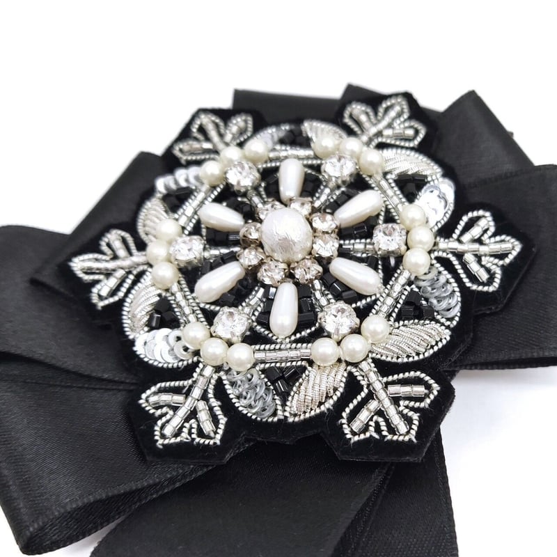 スノークリスタルリボンブローチ | tilia