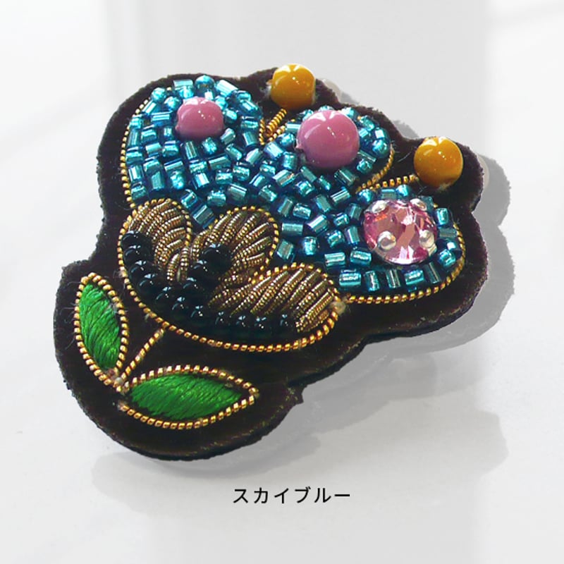 ポメころび◆フラワーカービング✧フローライト/MOPダブレットストーン POPフラワーブローチ | tilia