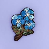フラワーブローチ 忘れな草