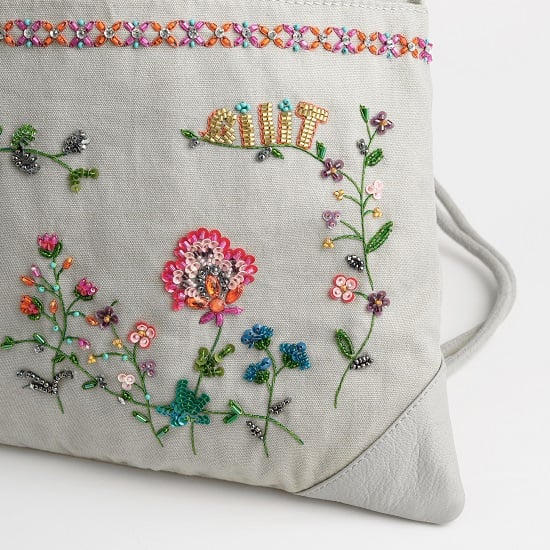 新品未使用　プチポアン刺繍　パーティーバック　フラワー2 楽天市場】プチポワン刺繍 フラワー 約30mm×約30mm 基布:オフ