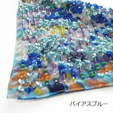 キラキラトライアングルアクセサリー