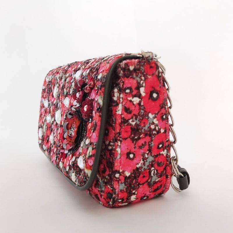 ブルーミングフラワーのショルダーバッグ | tilia