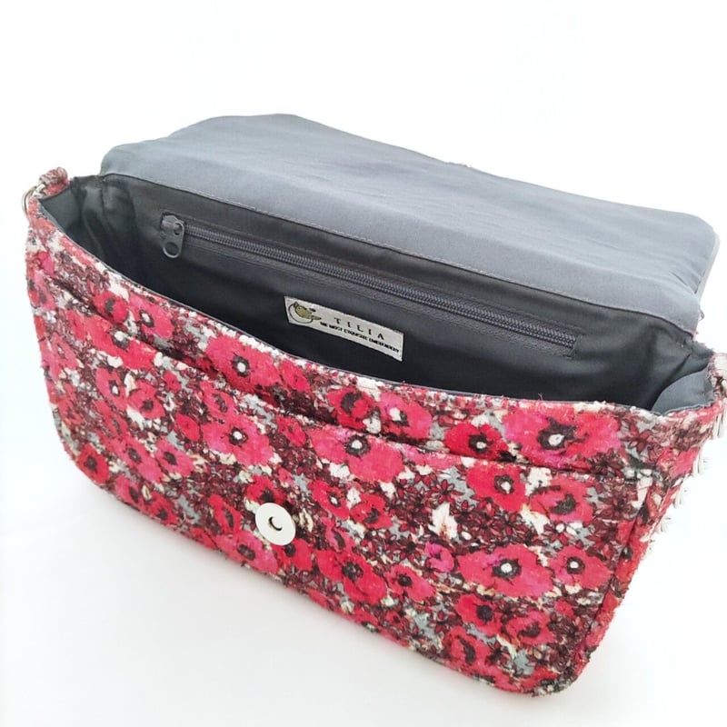 ブルーミングフラワーのショルダーバッグ | tilia