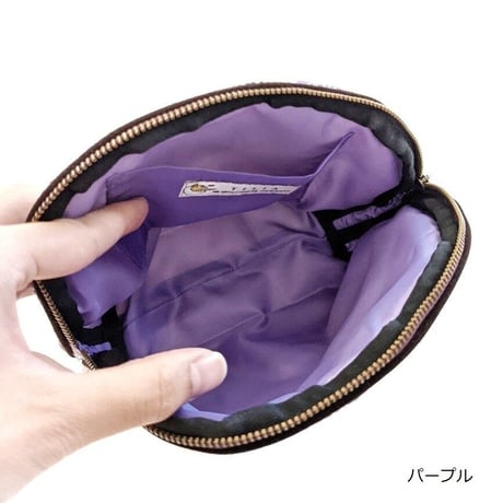 プリントスパンコールのポーチ