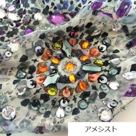 ブリリアントジュエルのトライアングルストール