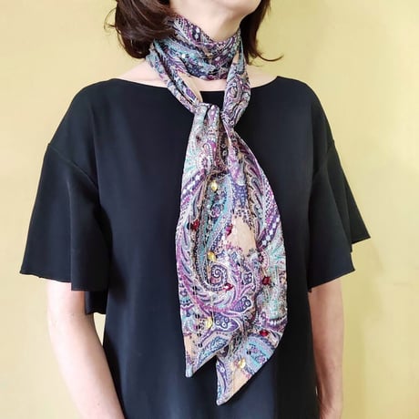 キラキラビジューのロングストール