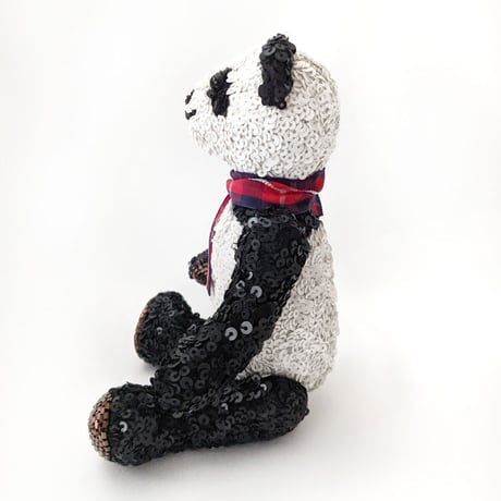 ビーズとスパンコール刺繍のパンダ Sサイズ