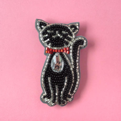 かんたんビーズ刺繍キット　ブラックキャットのブローチ