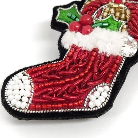 クリスマスソックスのブローチ