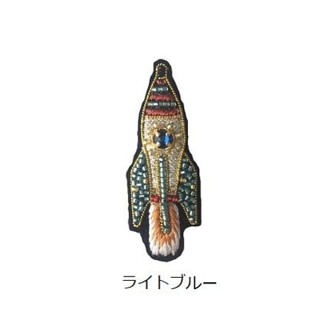 ロケットのブローチ