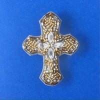 かんたんビーズ刺繍キット　クロスのブローチ