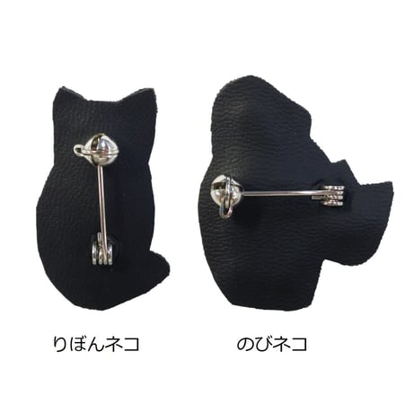 クロネコのブローチ