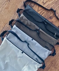 BROWN BAG 　STOLEN SLING