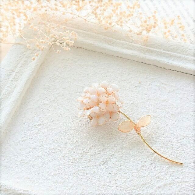 う*ん様 花のブローチ efa72718f99132c517f1aecf9c8a4f