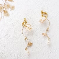 夢すずらんのイヤリング/ピアス