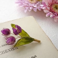 【受注制作】紫チューリップの花束ブローチ