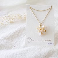 白い紫陽花のネックレス