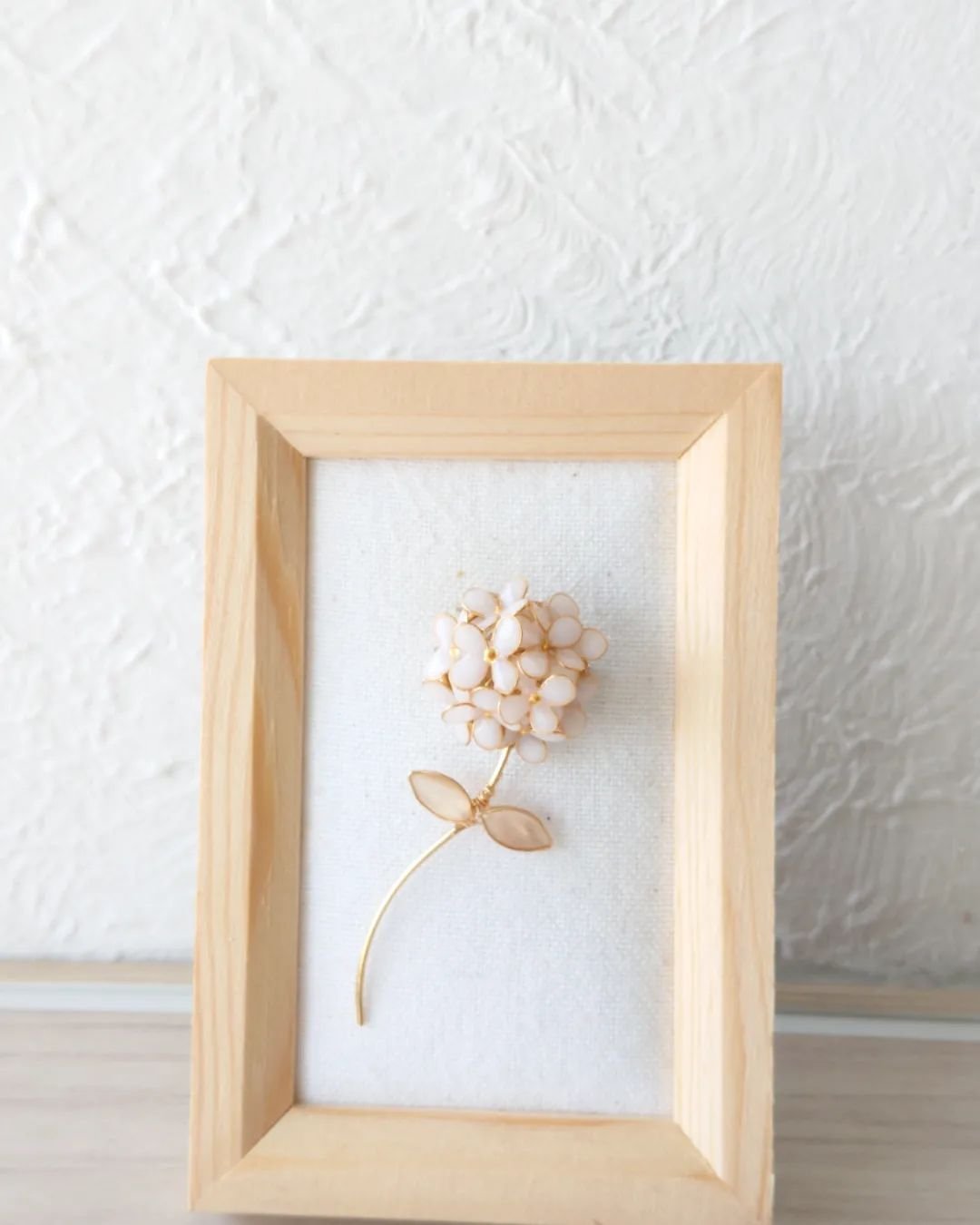 う*ん様 花のブローチ 1.jpg