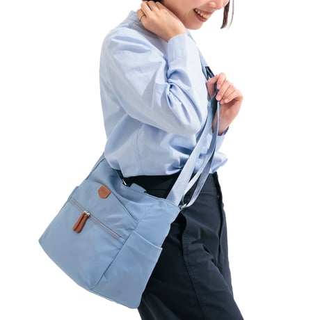 【コアルーエバーM】 5way coaroo ショルダー リュック 前抱え 前持ち 便利バッグ 軽量 肩こり ラク カバン 鞄 満員電車 通勤 自転車