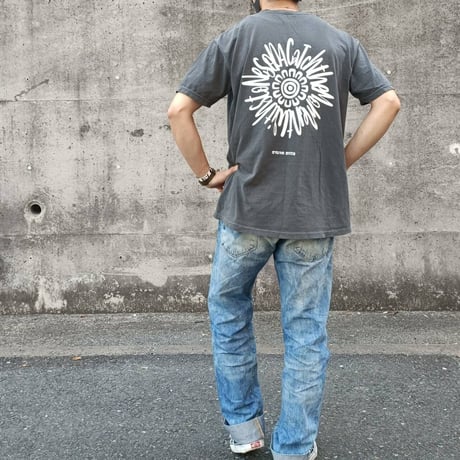 【moment flower】バックプリント ポケットTシャツ