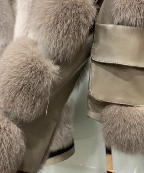 フォックスファーコート　4色展開
