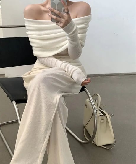 オフショルニットトップス　2色展開