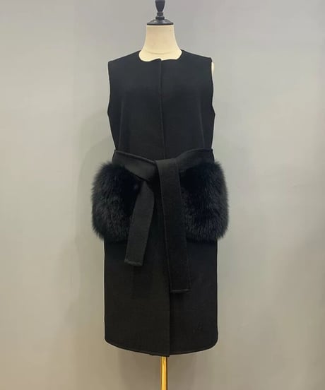 カシミヤフォックスファーベスト　2色展開