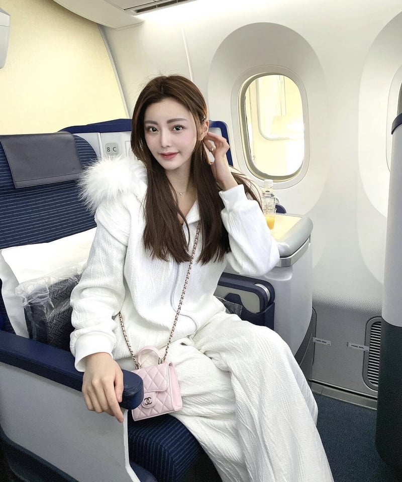 ファー付きスウェットセットアップ 2色展開 | celeste