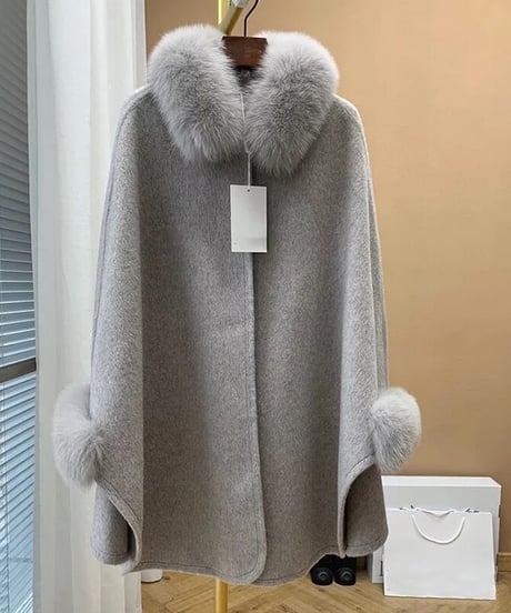 カシミヤウールケープ　3色展開
