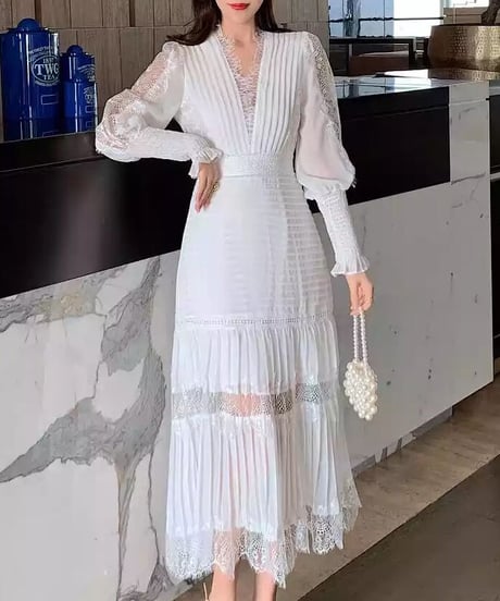 シースルーレースロングワンピース　2色展開