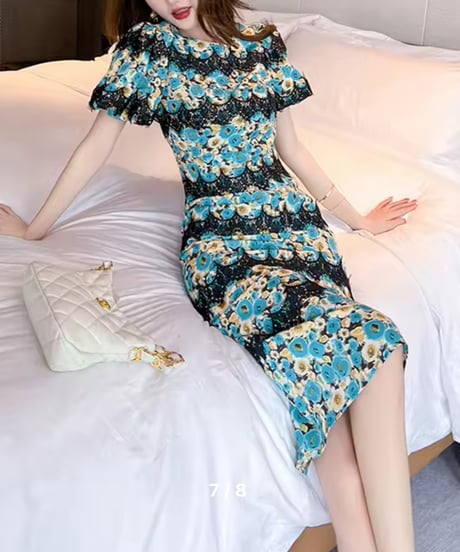 ローズゴブランワンピース　Lサイズ　プルシャンブルー LAUT BLUE(ラウトブルー)フリル背中クロスマキシワンピース
