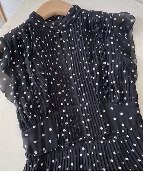 プリーツロングワンピース　4色展開