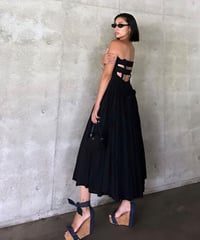 バックオープンマキシワンピース　2色展開