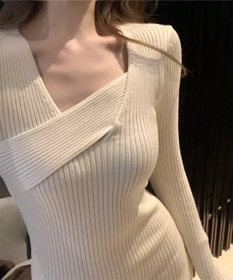 デザインニットワンピース　3色展開
