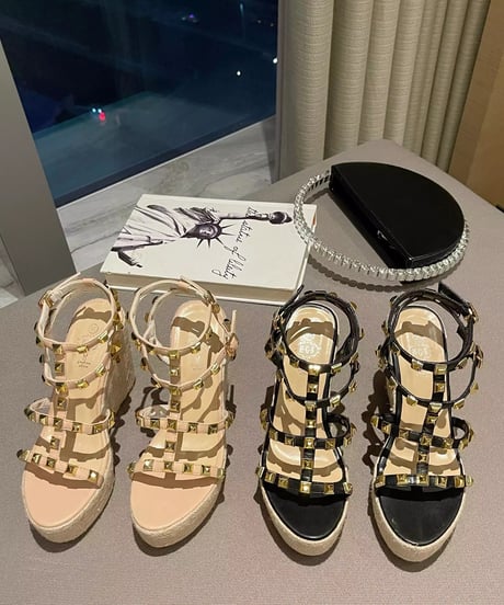即納♡ウエッジソールサンダル　2色展開