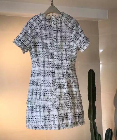 パールボタンツイードワンピース　2色展開