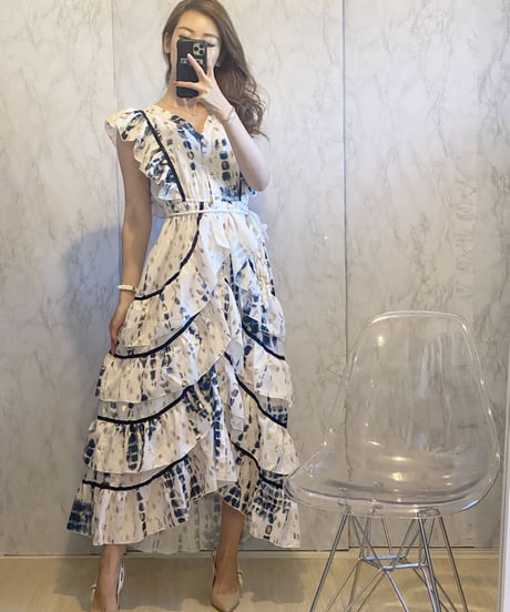 バタフライスリーブワンピース