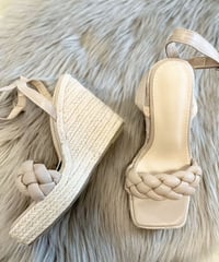 厚底ウエッジサンダル　2色展開