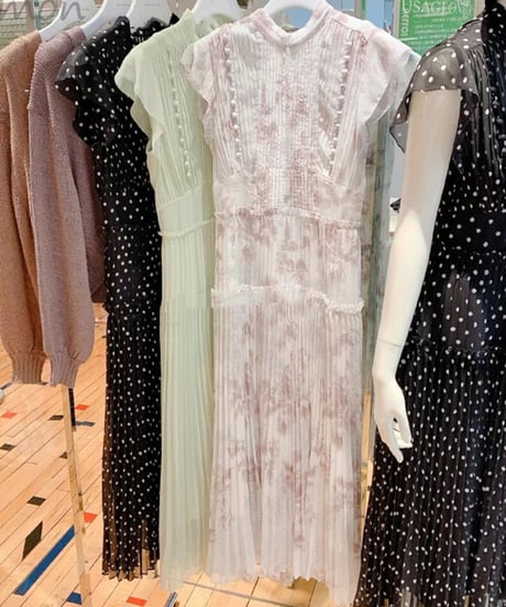 プリーツロングワンピース　4色展開