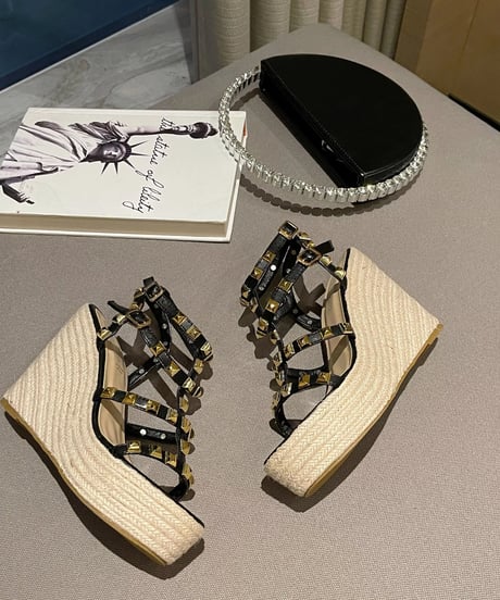即納♡ウエッジソールサンダル　2色展開